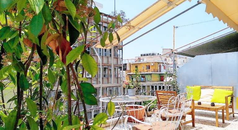 Athena's Home, Sunny Balkony 100m from metro! — photo 3