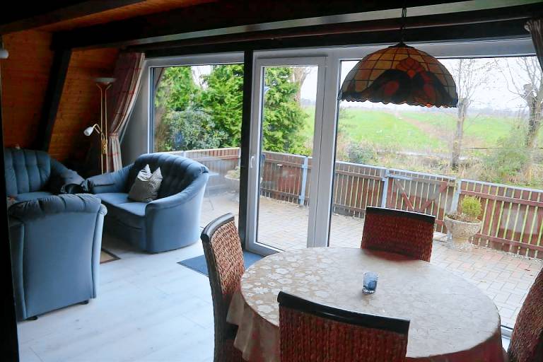 Nurdachhaus in Randlage mit Weitblick im Ferienpark Fedderwardersiel. — photo 4
