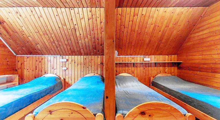 House with 2 rooms for 6 persons in Gorje