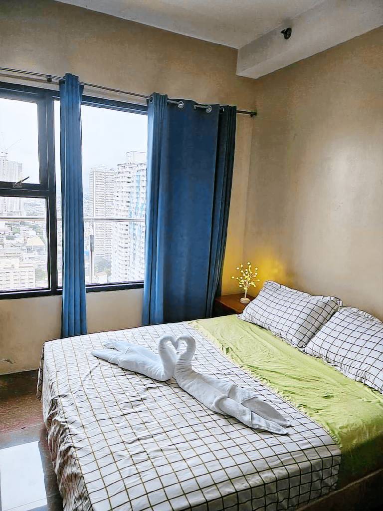 Apartment with pool — photo 2