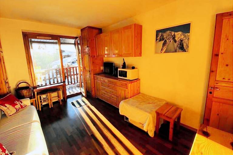 Pleasant holiday apartment with patio & yard | Close to the ski | Pets allowed — photo 2