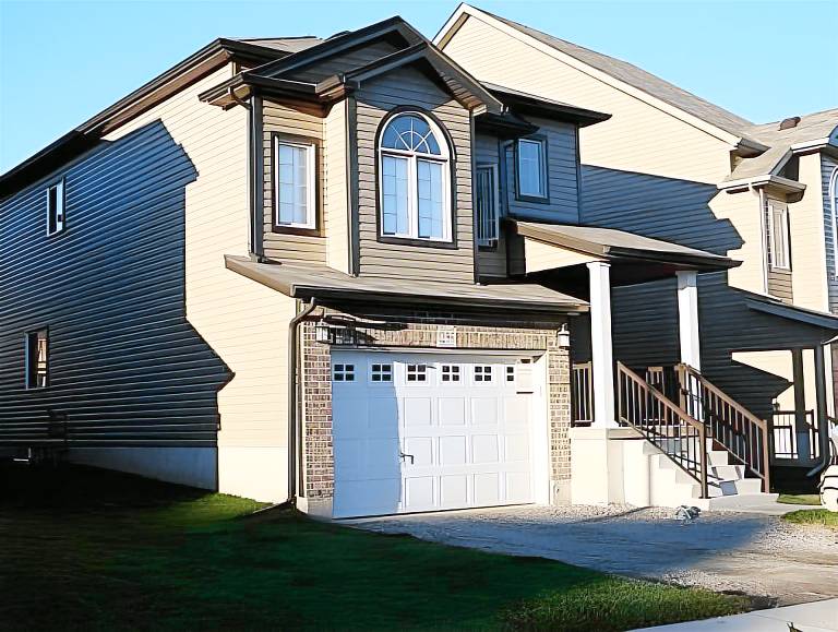 Boardwalk Homes Executive Guest Rooms & Townhomes