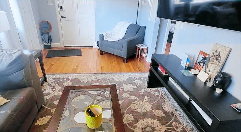 Bed and Bath in St Petersburg Home — photo 2