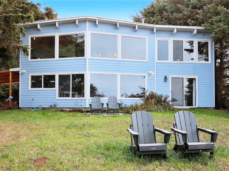 House  Cape Meares