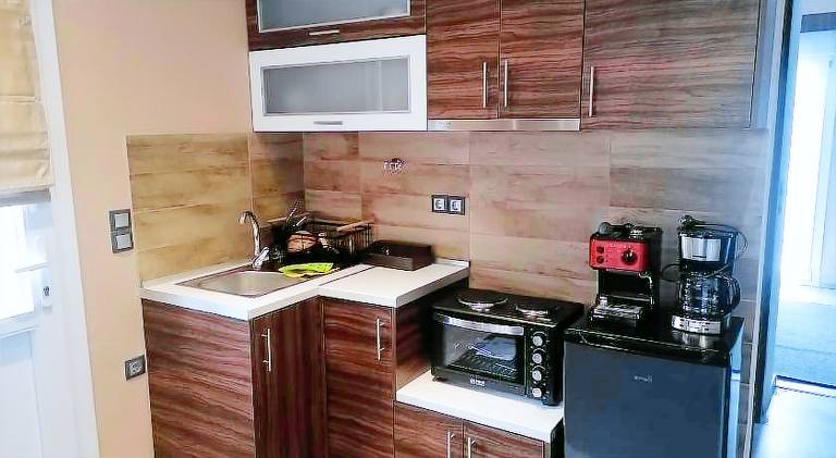 ΕΚΑLI ROOMS APARTMENTS — photo 3