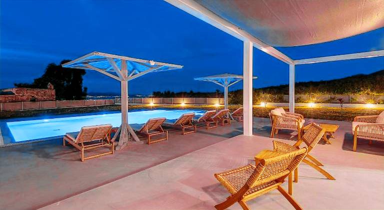 Fully equipped big villa with barbecue, yard & jacuzzi | Good for workation | Dogs allowed — photo 3