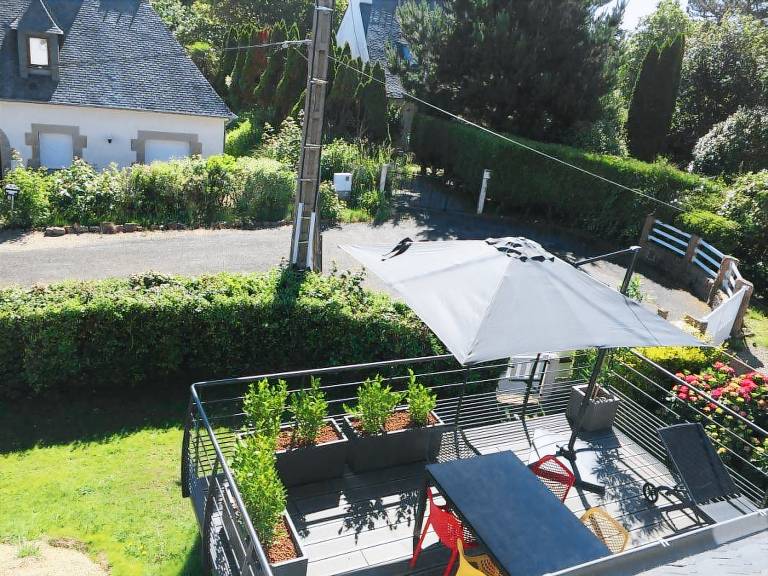 Gite with yard & patio — photo 4