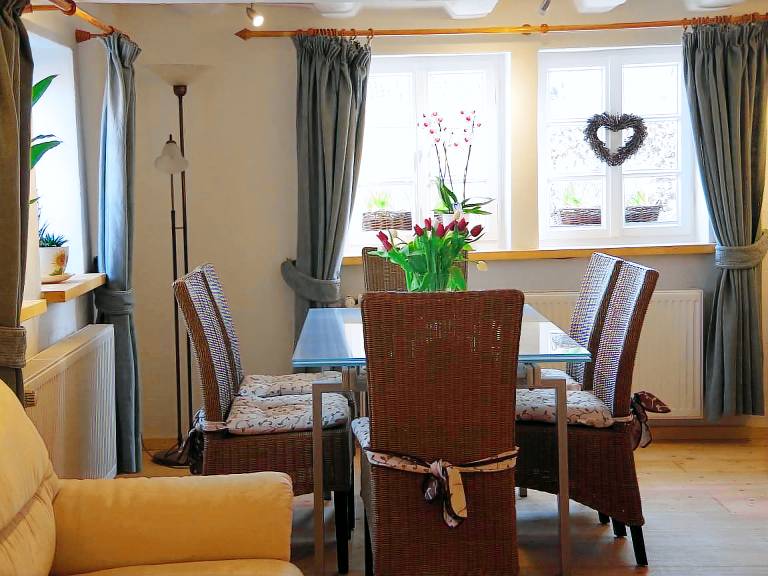 Children-friendly spacious apartment | Pets are welcome — photo 3