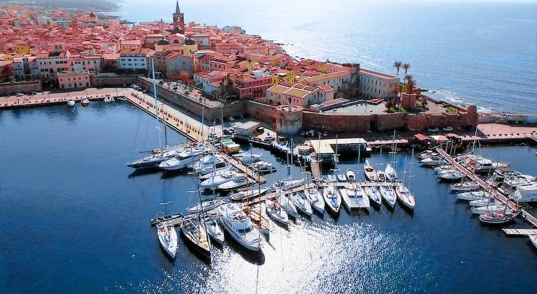 Holiday apartment with 2 rooms for 5 persons — photo 4