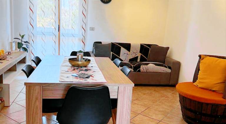 Apartment with 2 rooms for 6 persons — photo 2