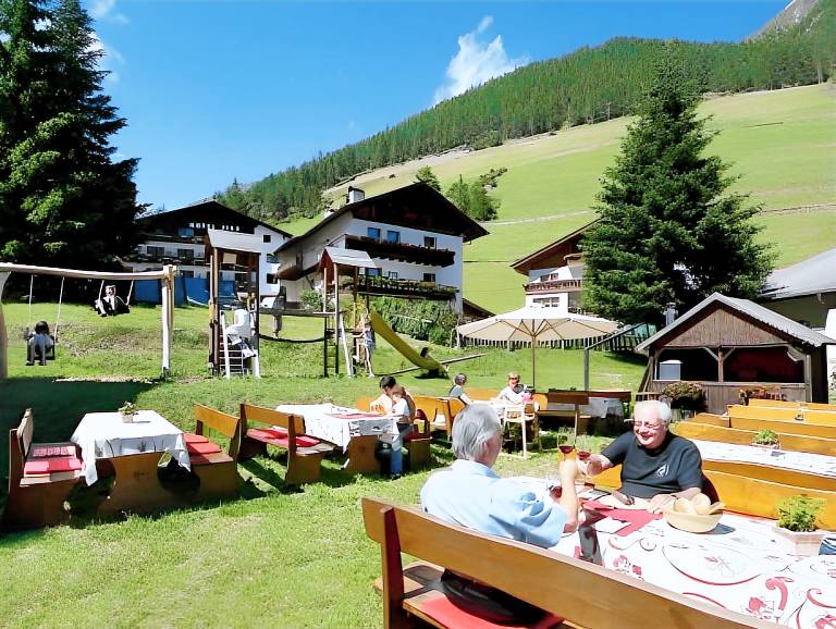 Hotel Adlernest in Senales