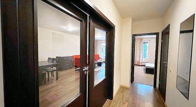 Apartment with patio & garden — photo 5
