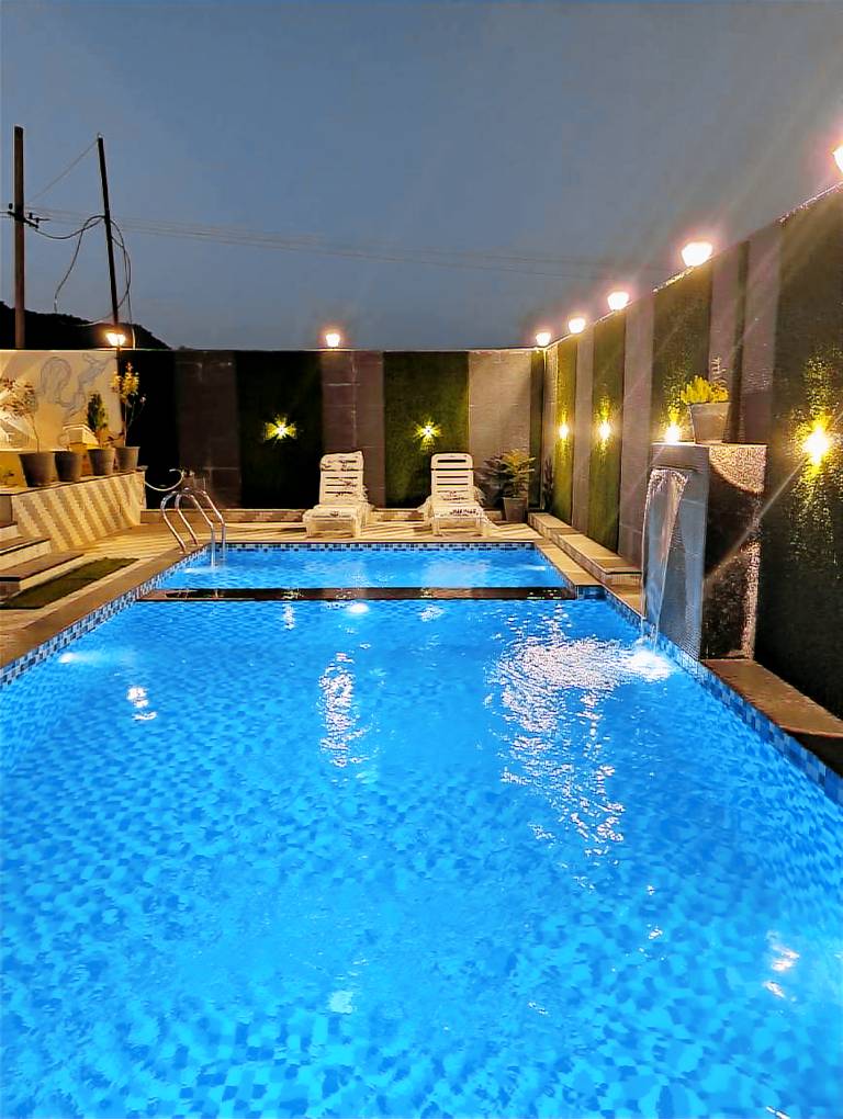 Villa with 5 rooms for 15 persons — photo 2