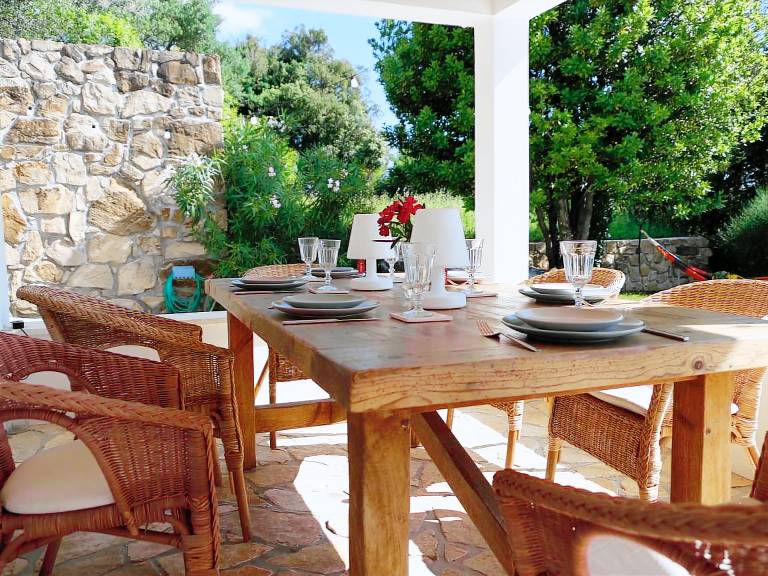 Pleasant vacation home with garden, barbecue & private pool | Nature view | Pets allowed — photo 5