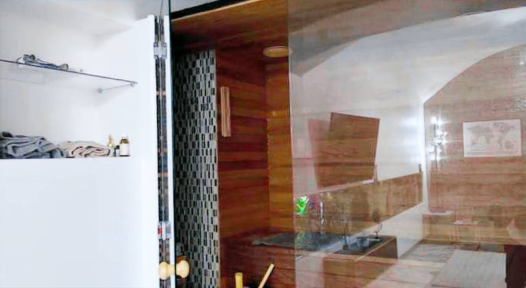 Charming rental apartment with hot tub & sauna | Close to St. Anne's Church | Dogs allowed — photo 4