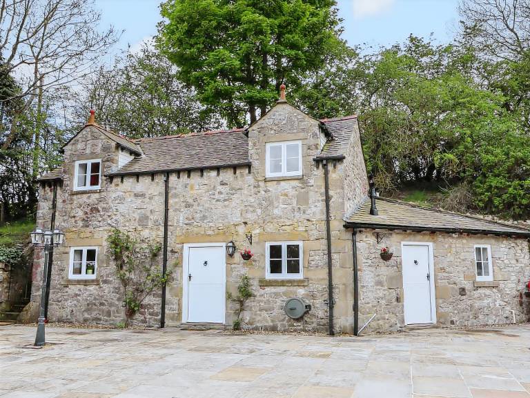 Cottage  Neston