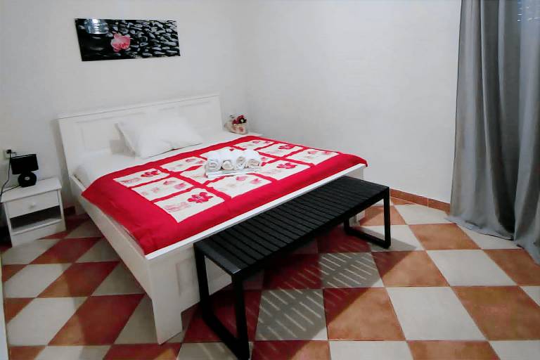 Fully equipped charming apartment with terrace & BBQ | Sea view | Dogs allowed — photo 3