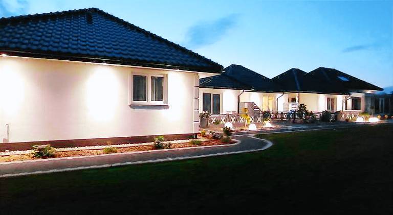 Holiday apartment with jacuzzi, barbecue & terrace in Darlowo