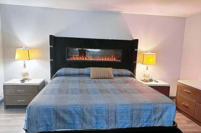 Elite Inn & Suites