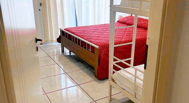 Apartment with 2 rooms for 6 persons — photo 2