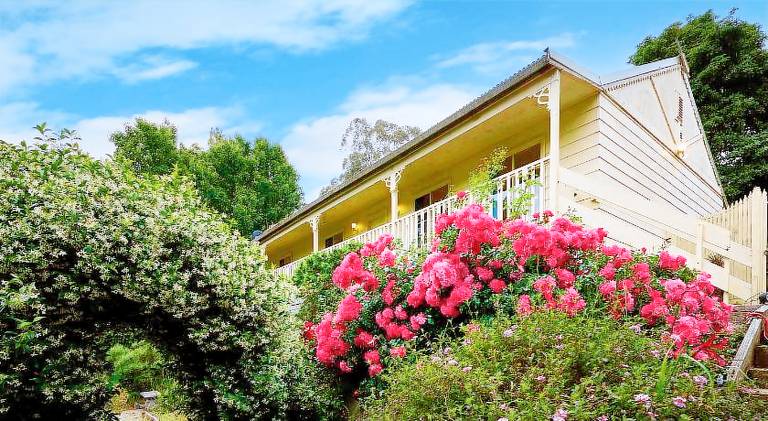House Ferntree Gully