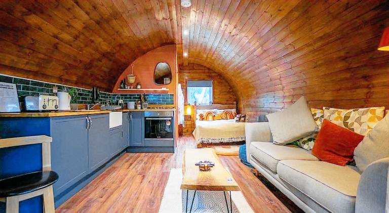 Coorie Retreats Luxury Geo Domes and Cabins with Private Hot Tubs Cinema Firepit Spa and More — photo 5