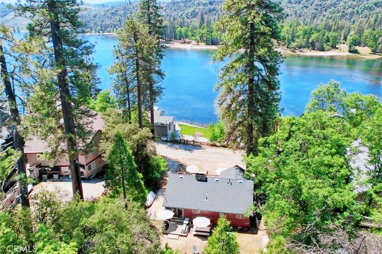 Huis Bass Lake