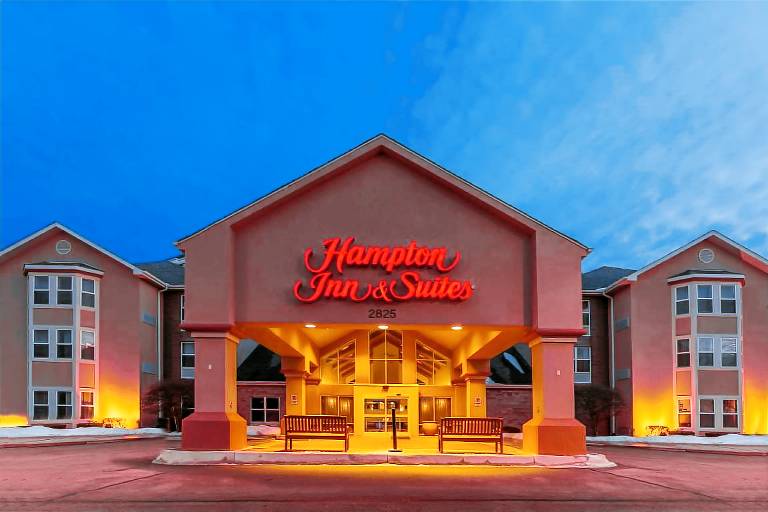 Hampton Inn & Suites Chicago/Hoffman Estates in Hoffman Estates, IL
