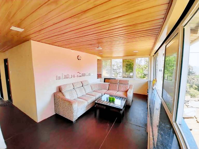 Charming villa with hot tub, pool & barbeque | Perfect for remote work | Dogs allowed — photo 4
