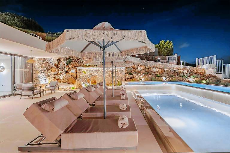 Fully equipped nice villa with yard, private pool & terrace | Pets are welcome — photo 4