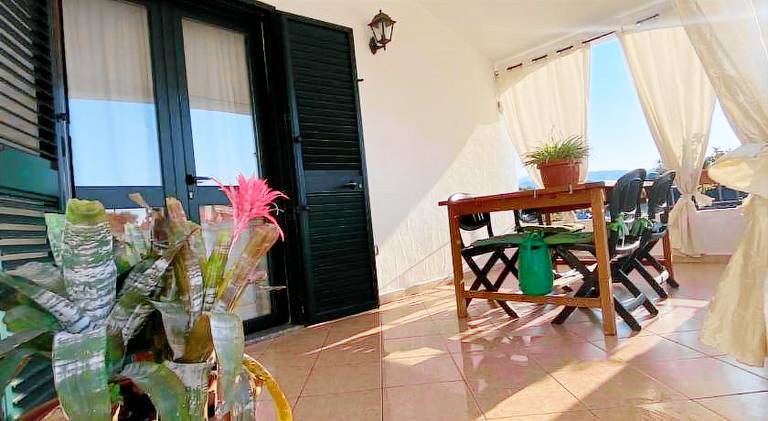 House with 2 rooms for 4 persons — photo 2