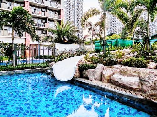 Hostel  Makati