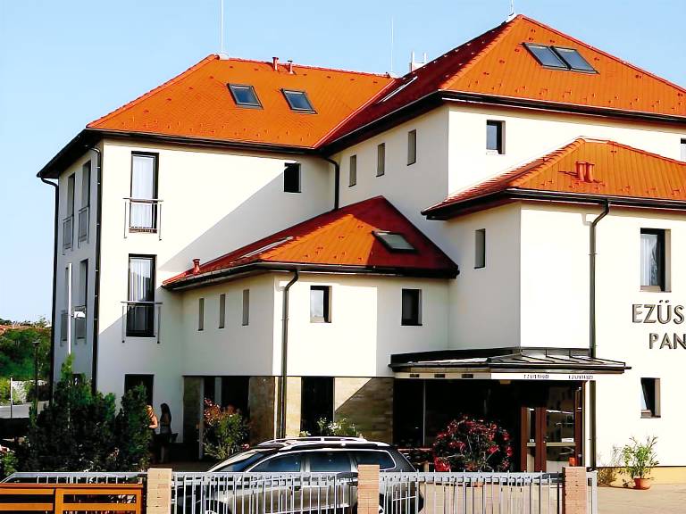 Ezusthid Hotel in Veszprem