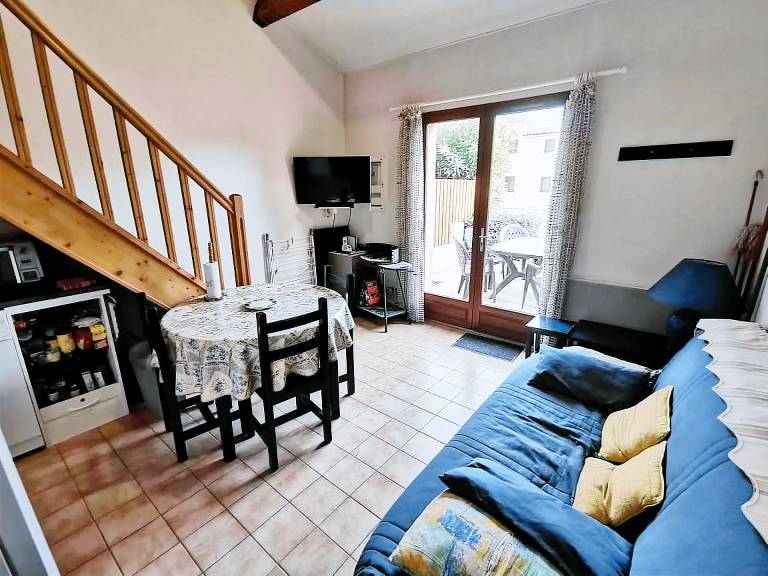 House with 2 rooms for 6 persons — photo 3