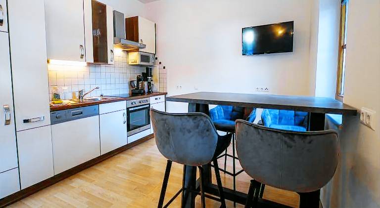 Spacious holiday apartment with BBQ & garden | Close to the ski | Pet-friendly — photo 4