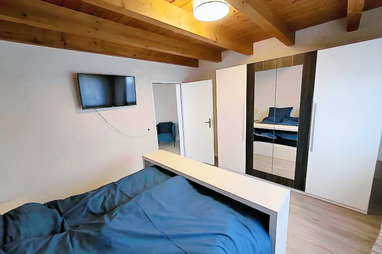Apartment with barbeque, fast internet & yard | Garden view | Good for workation — photo 4