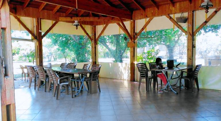 Lodge with patio & garden | Close to the beach | Dogs allowed — photo 4