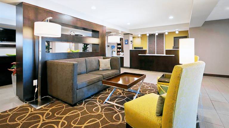 Best Western Harvest Inn & Suites — photo 2