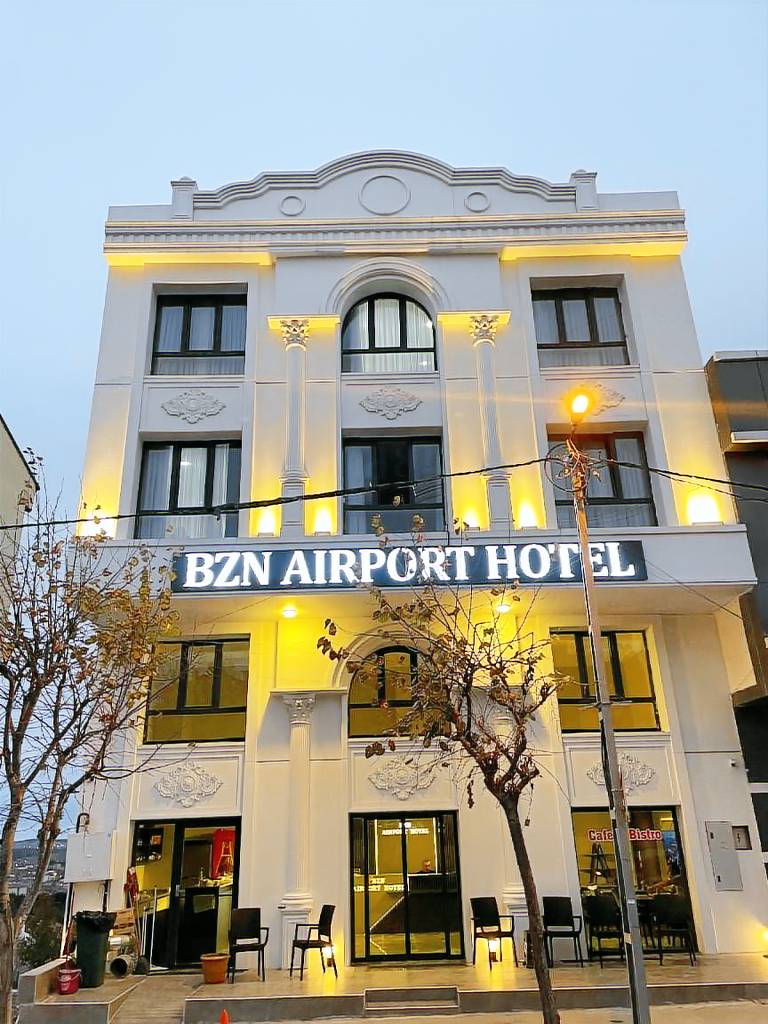BZN Airport Hotel — photo 2