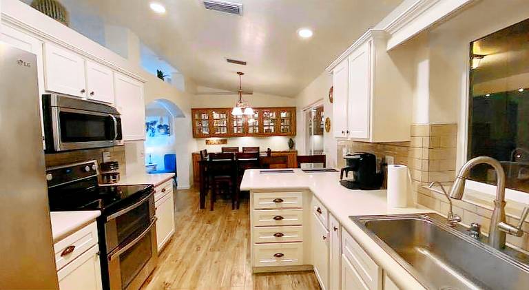 Charming house with jacuzzi & pool | Good for workation | Pets allowed — photo 3