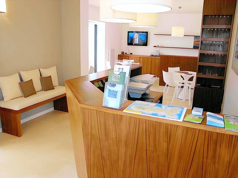 Serviced apartment with pool, garden & terrace | Suitable for remote work | Pet-friendly — photo 3