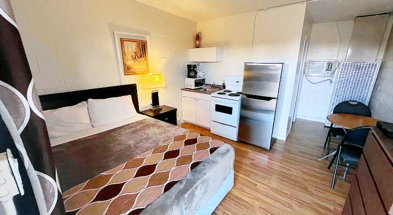 West Castle Motel — photo 2