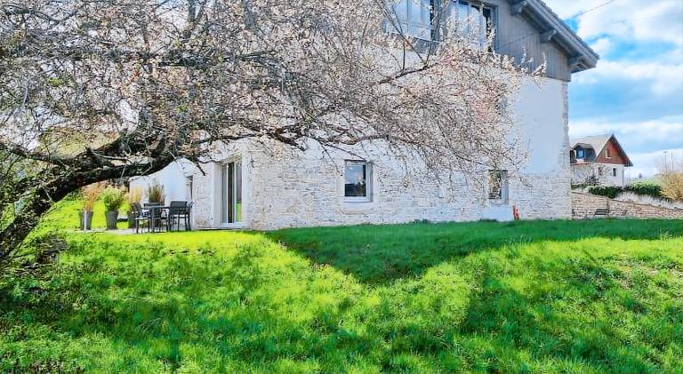 Rental apartment with 3 rooms for 6 persons in Pontarlier
