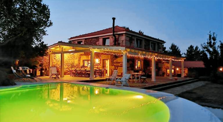 Vacation home with garden, barbecue & terrace — photo 2