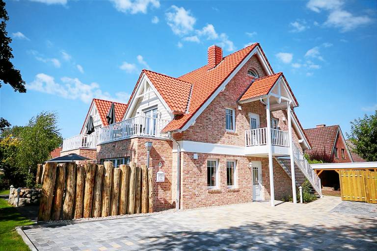 Haus Daglind Apartment 3 mit Saunafass und Balkon in Büsum