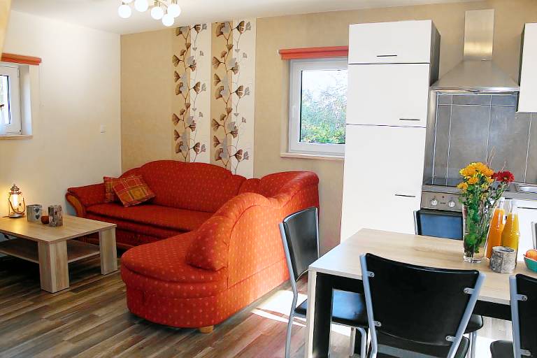 Children-friendly lovely cottage with patio, yard & BBQ | Sea view | Pet-friendly — photo 3