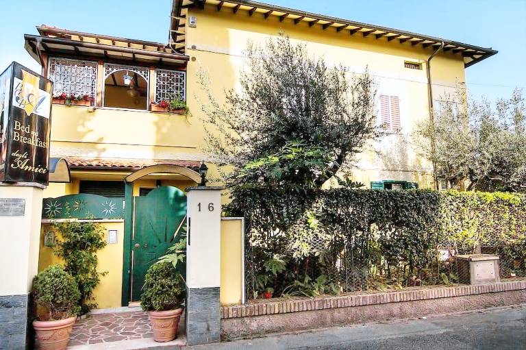 Bed & Breakfast  Camporomano