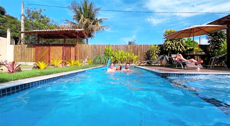 Vacation home with pool | Pets allowed — photo 3
