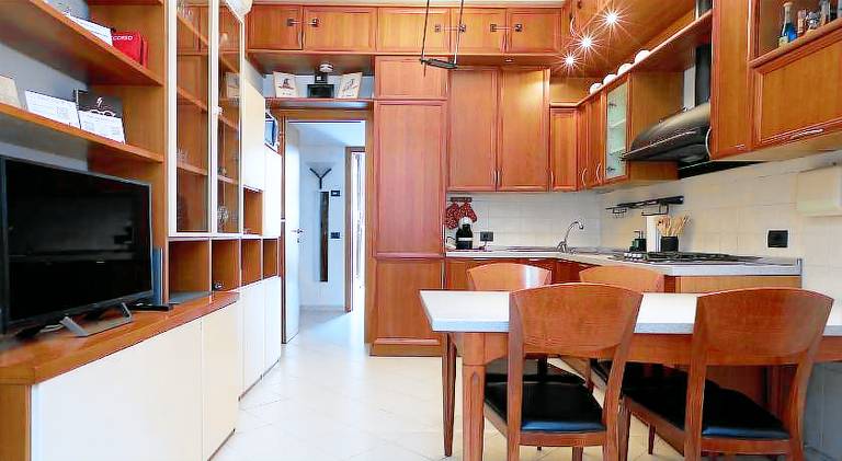 Apartment with 2 rooms for 6 persons — photo 2