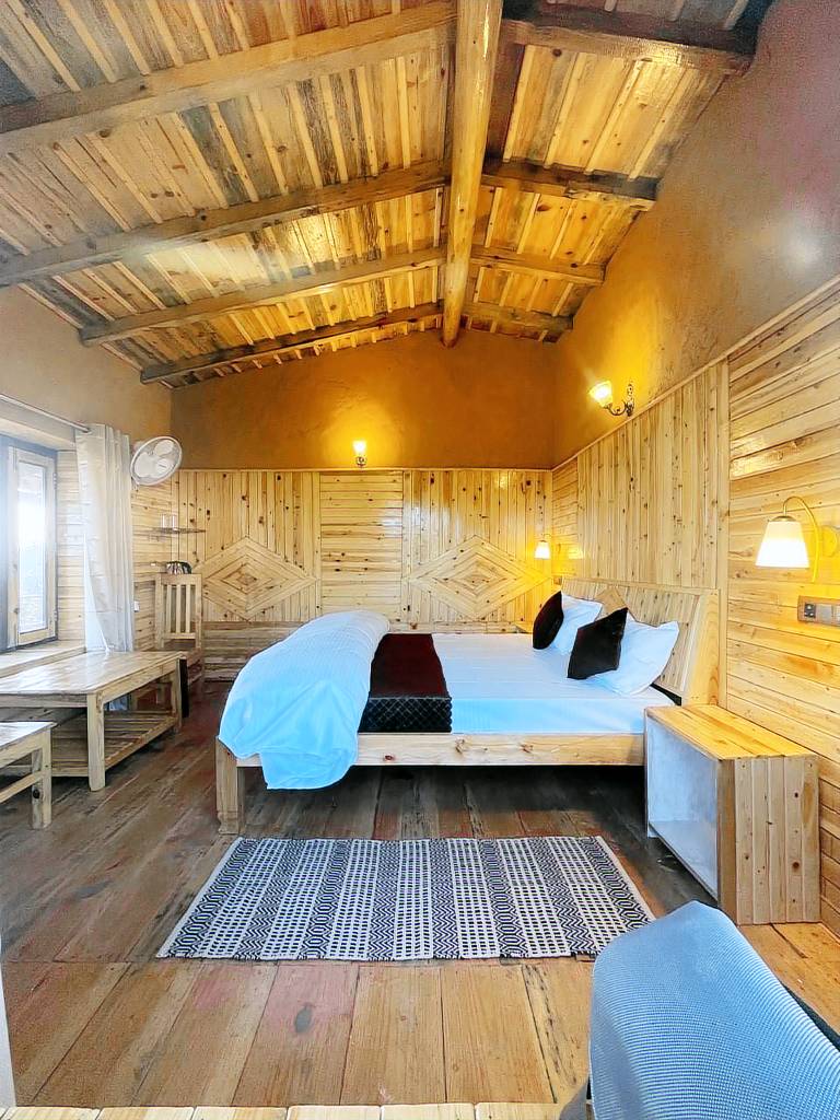 Peaceful stays with Snowcap mountain view — photo 2